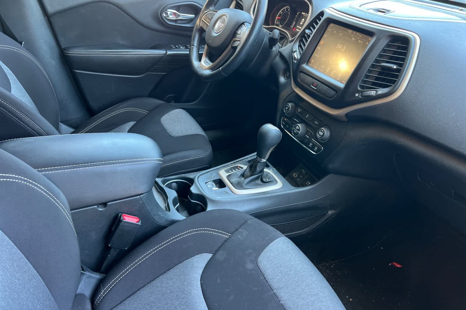 Thumbnail: 2014 Jeep Cherokee - 18