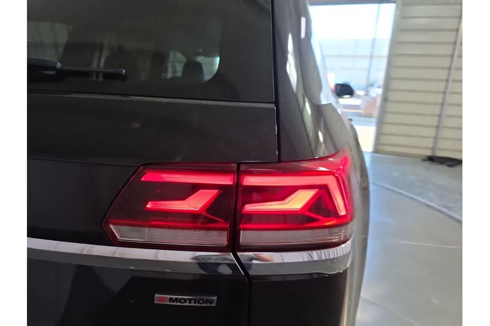 Thumbnail: 2022 Volkswagen Atlas - 10