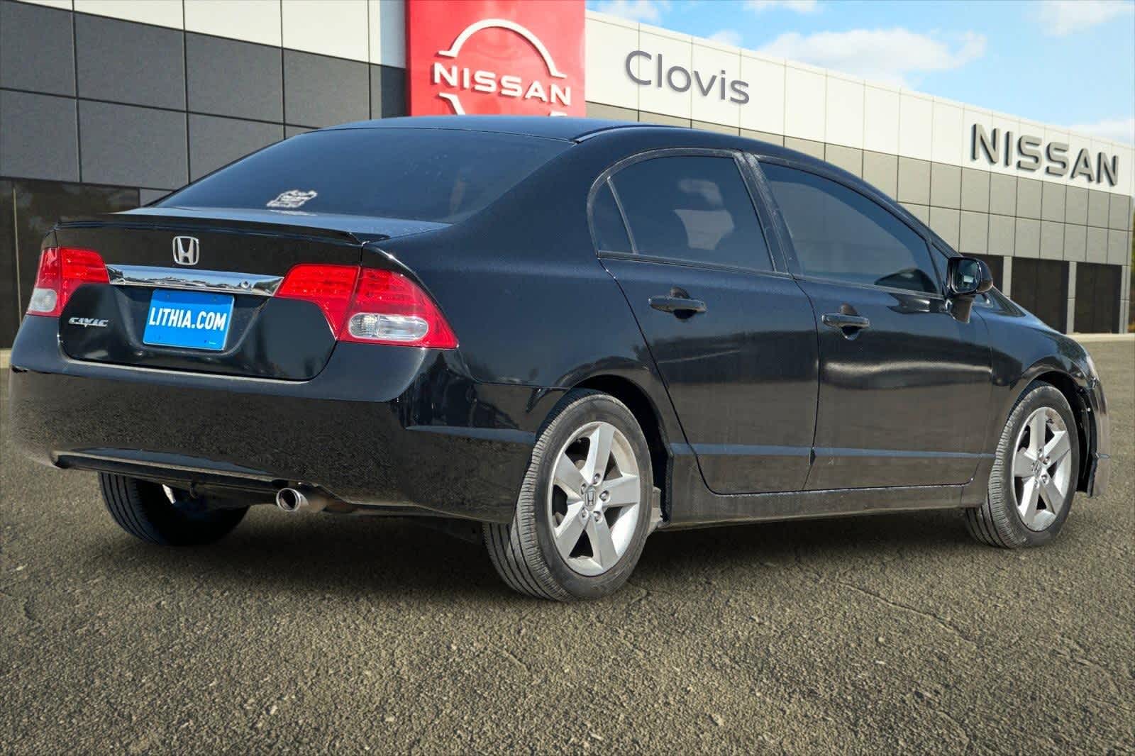 Thumbnail: 2011 Honda Civic - 3