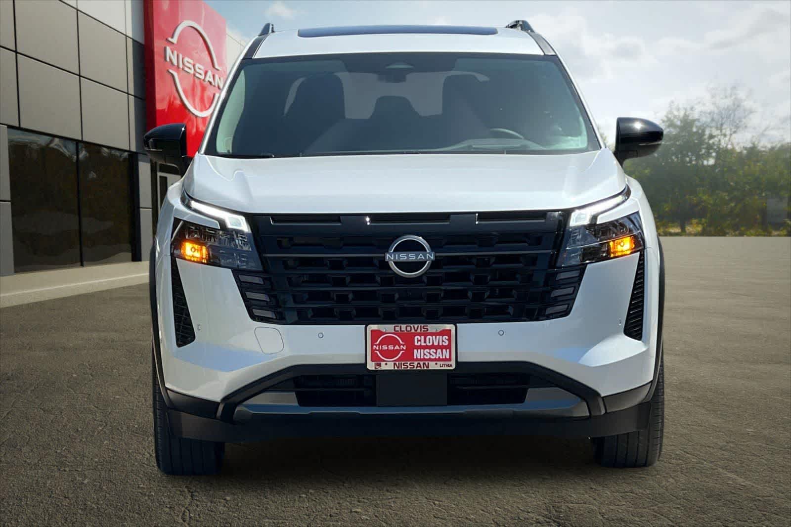 Thumbnail: 2026 Nissan Pathfinder - 11
