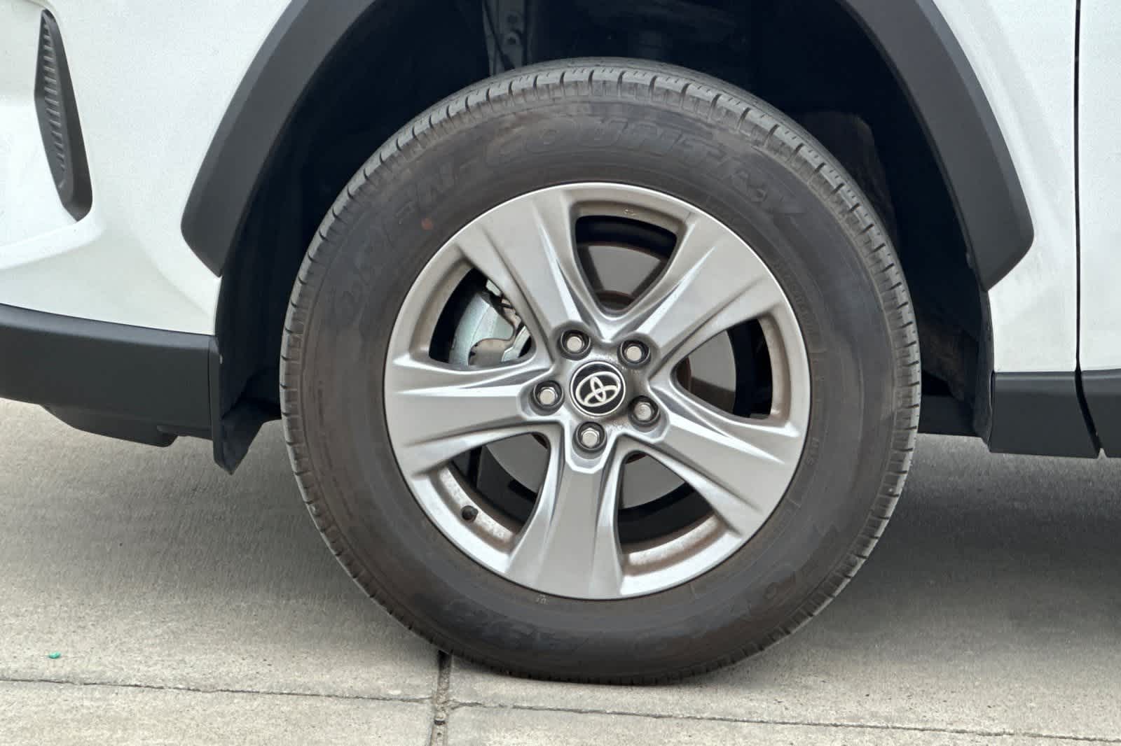 Thumbnail: 2025 Toyota RAV4 - 25