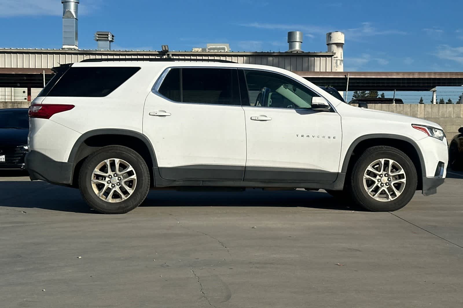 Thumbnail: 2019 Chevrolet Traverse - 9