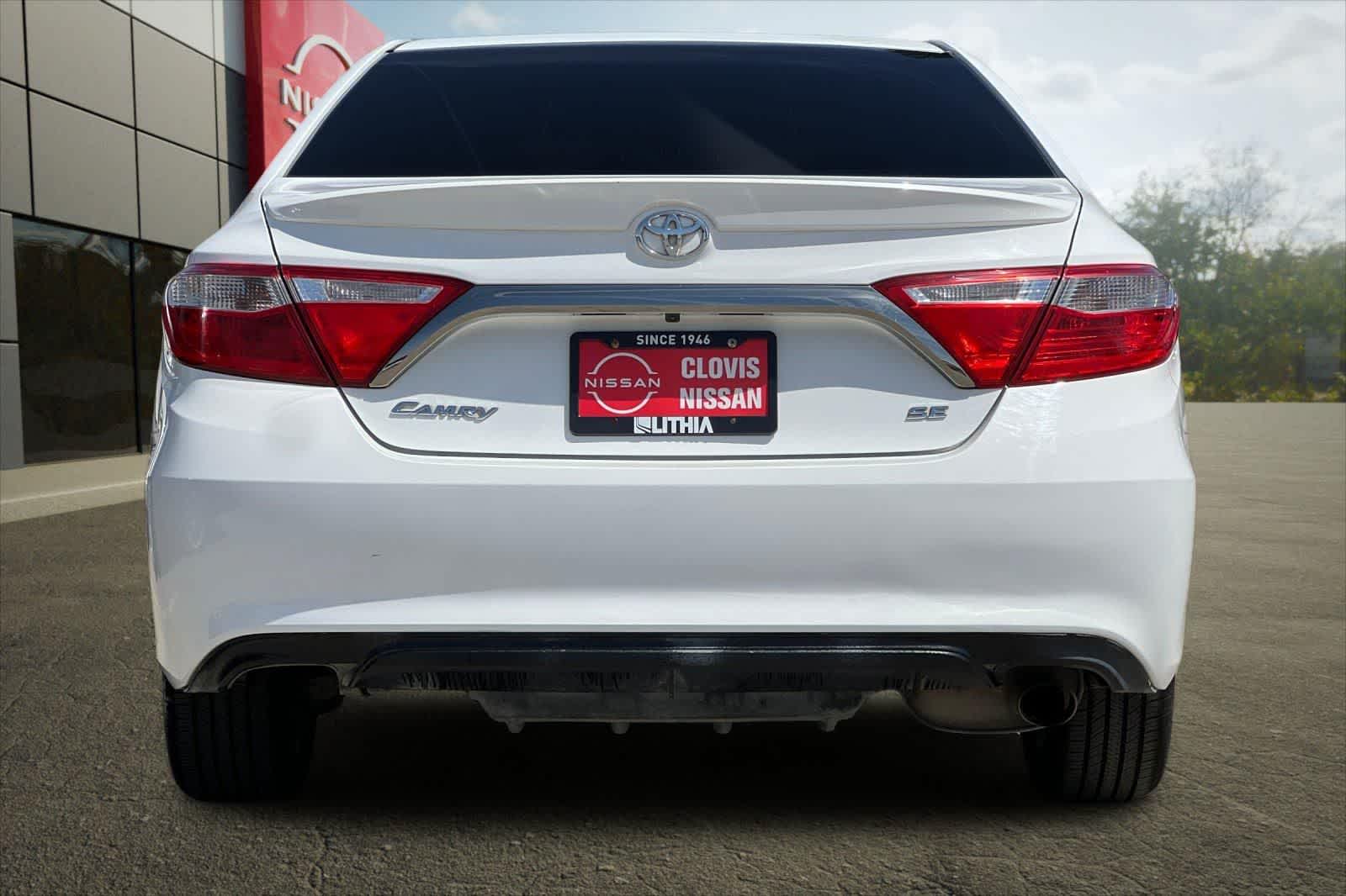 Thumbnail: 2015 Toyota Camry - 8