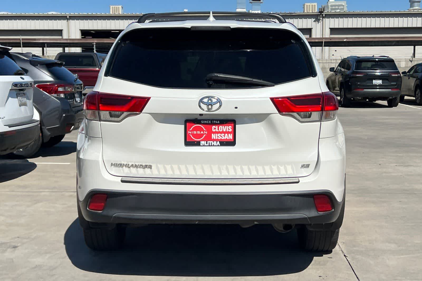 Thumbnail: 2018 Toyota Highlander - 8