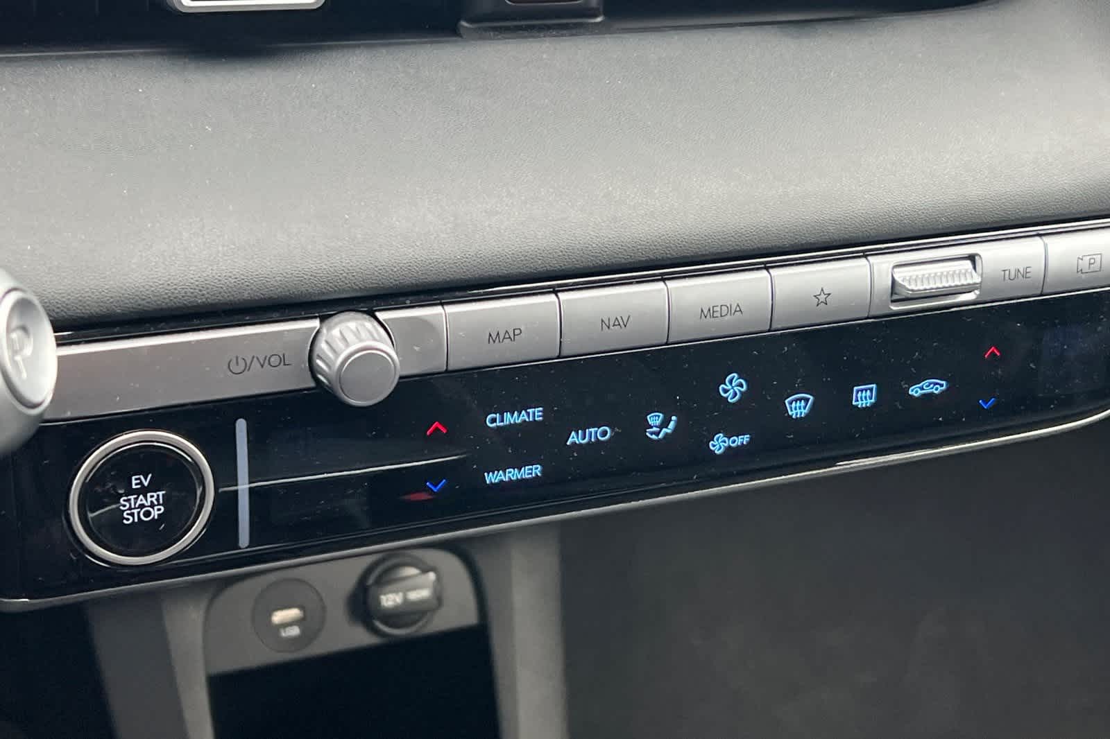 Thumbnail: 2024 Hyundai Ioniq 5 - 22