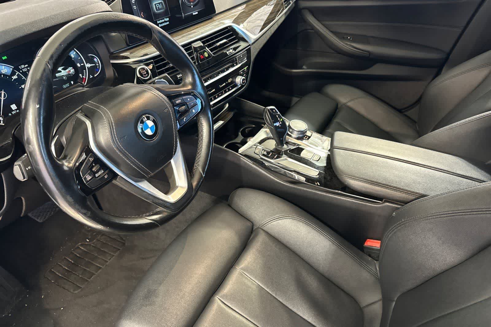 Thumbnail: 2018 BMW 5 Series - 15