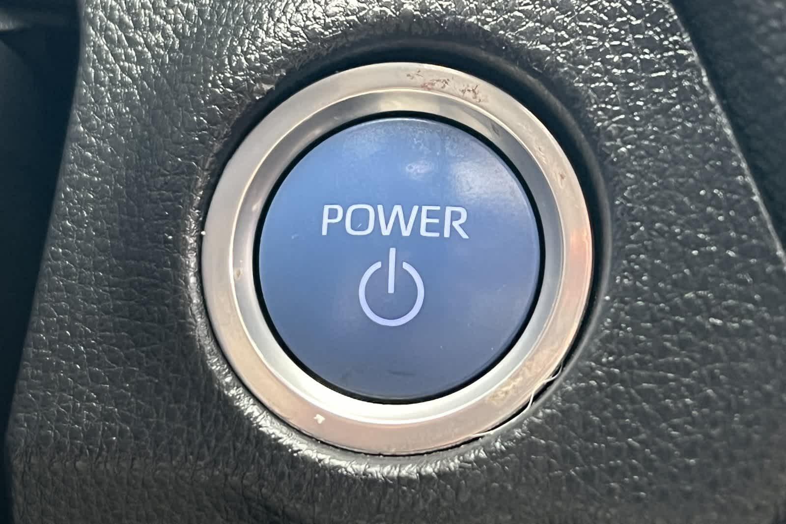 Thumbnail: 2021 Toyota RAV4 - 29