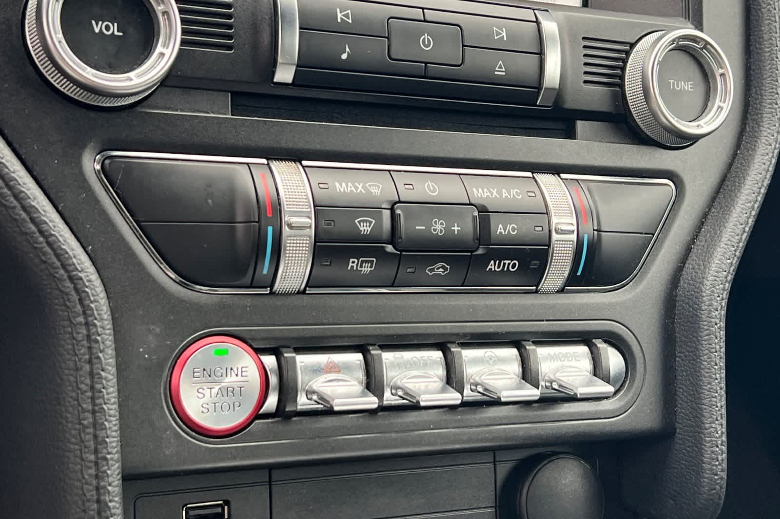 Thumbnail: 2018 Ford Mustang - 20