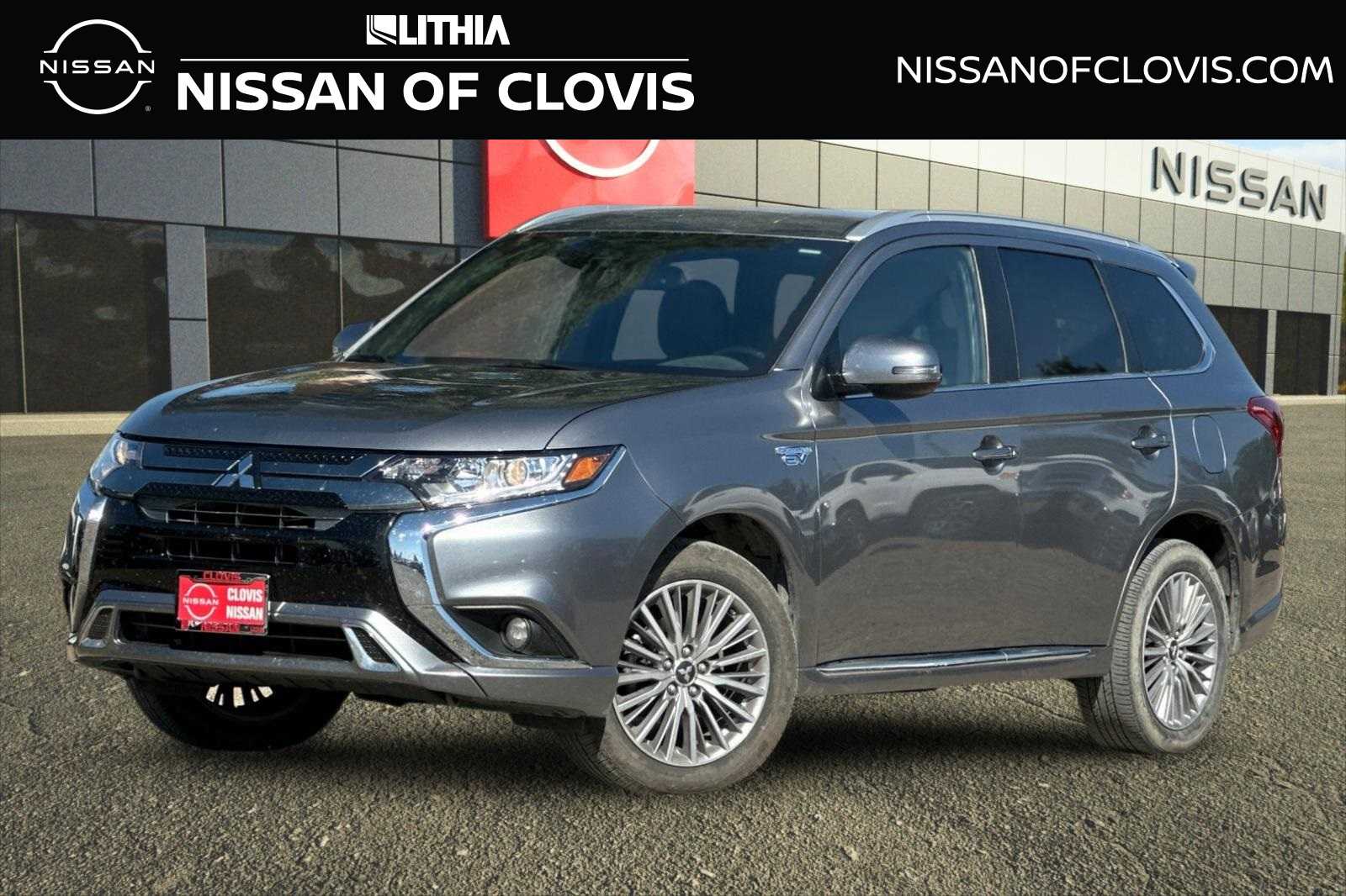 Thumbnail: 2022 Mitsubishi Outlander - 1
