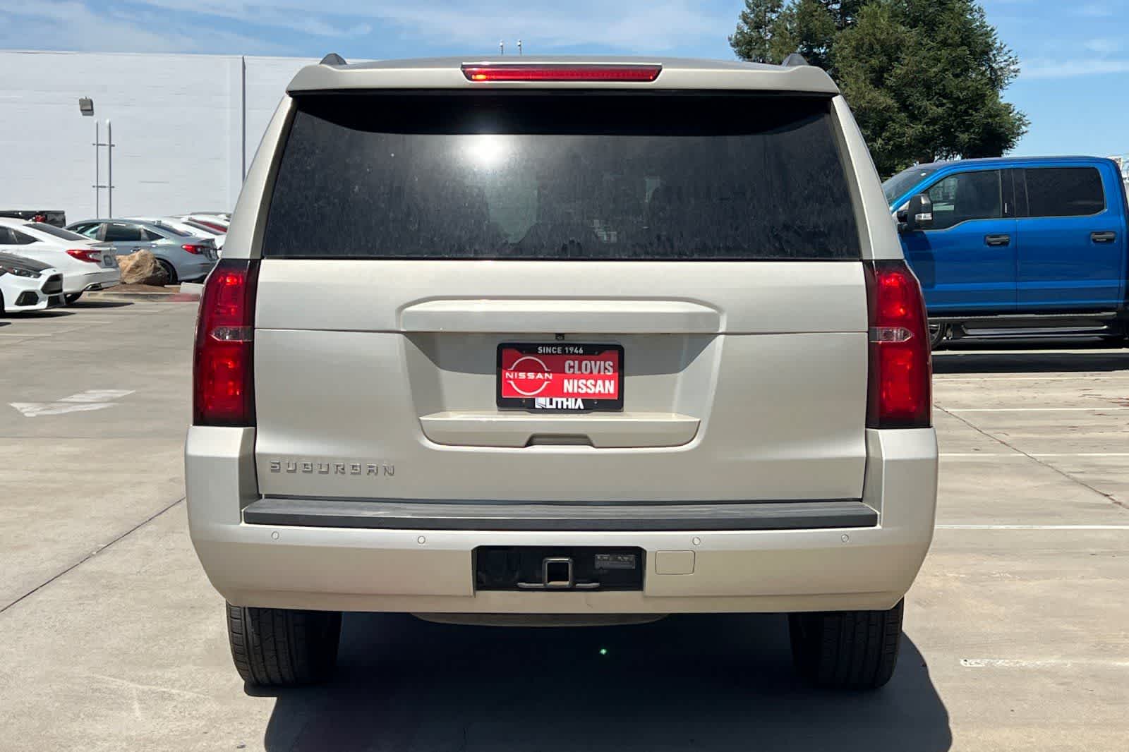 Thumbnail: 2015 Chevrolet Suburban - 8