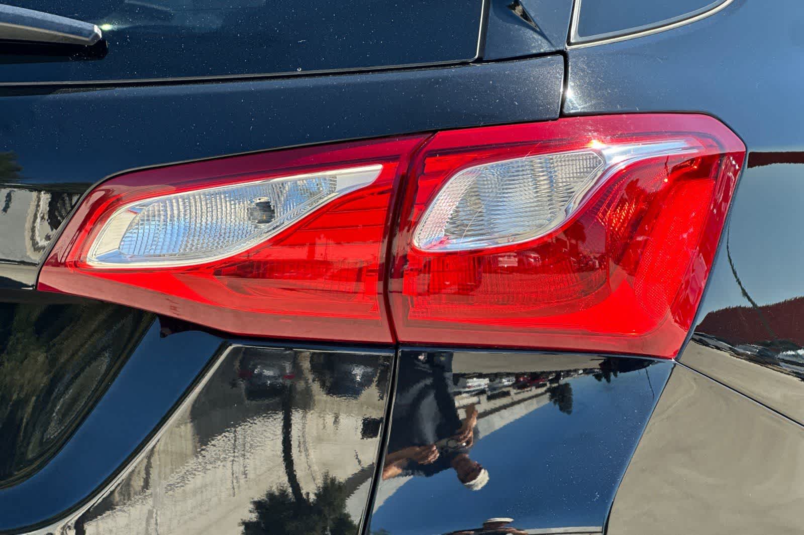 Thumbnail: 2021 Chevrolet Equinox - 35