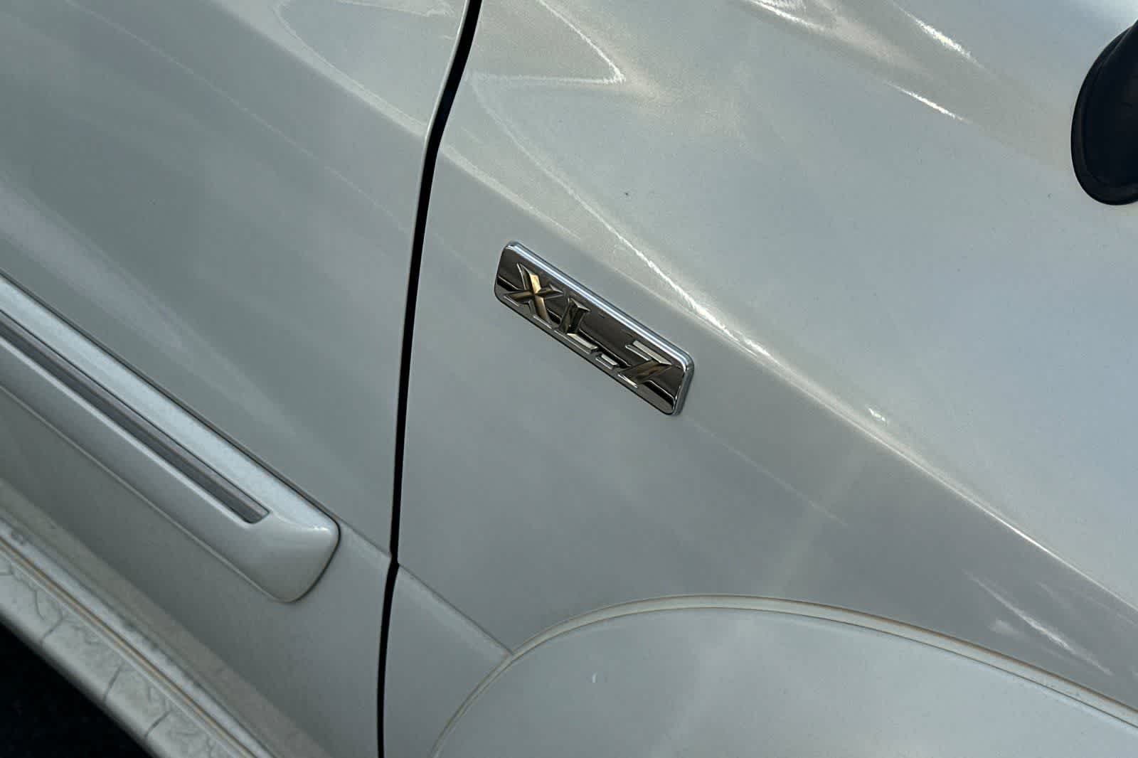 Thumbnail: 2006 Suzuki XL-7 - 18