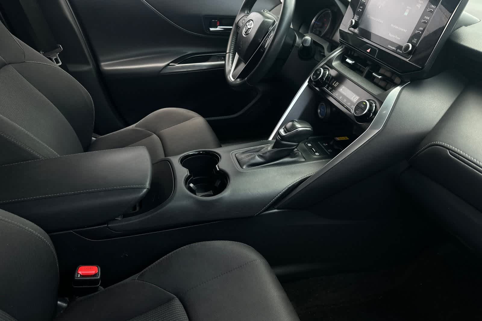 Thumbnail: 2021 Toyota Venza - 19