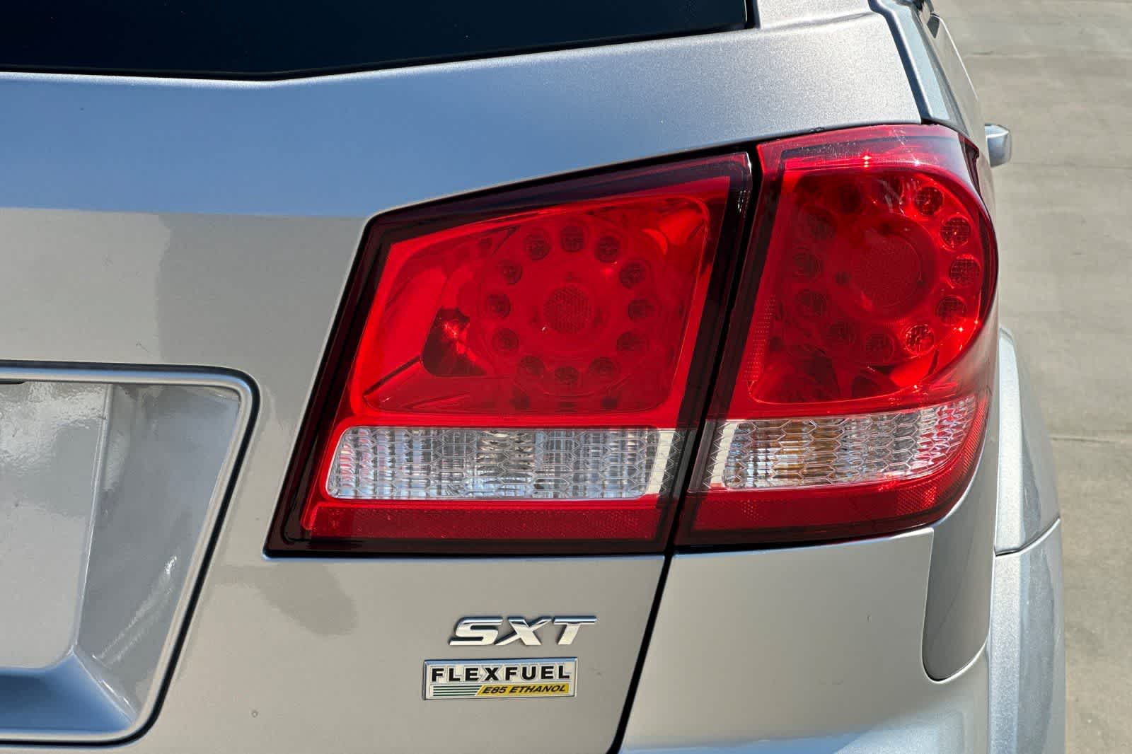 Thumbnail: 2015 Dodge Journey - 35