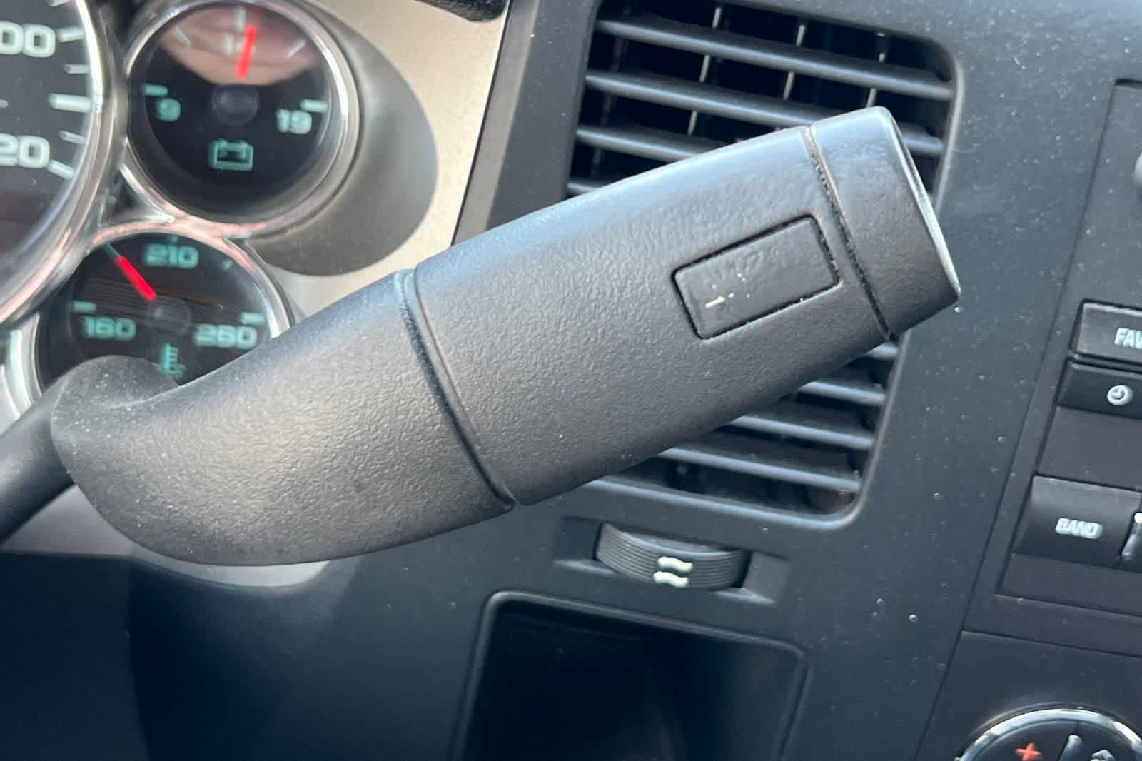 Thumbnail: 2009 Chevrolet Silverado 1500 - 21