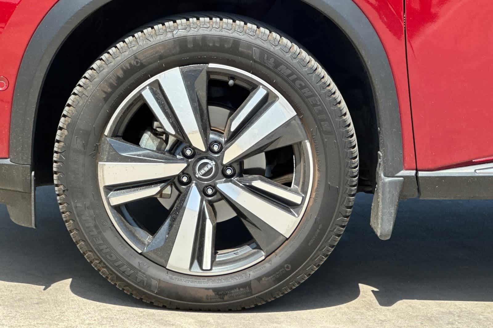 Thumbnail: 2022 Nissan Rogue - 12