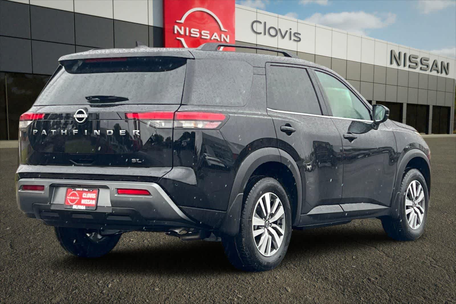 Thumbnail: 2026 Nissan Pathfinder - 3