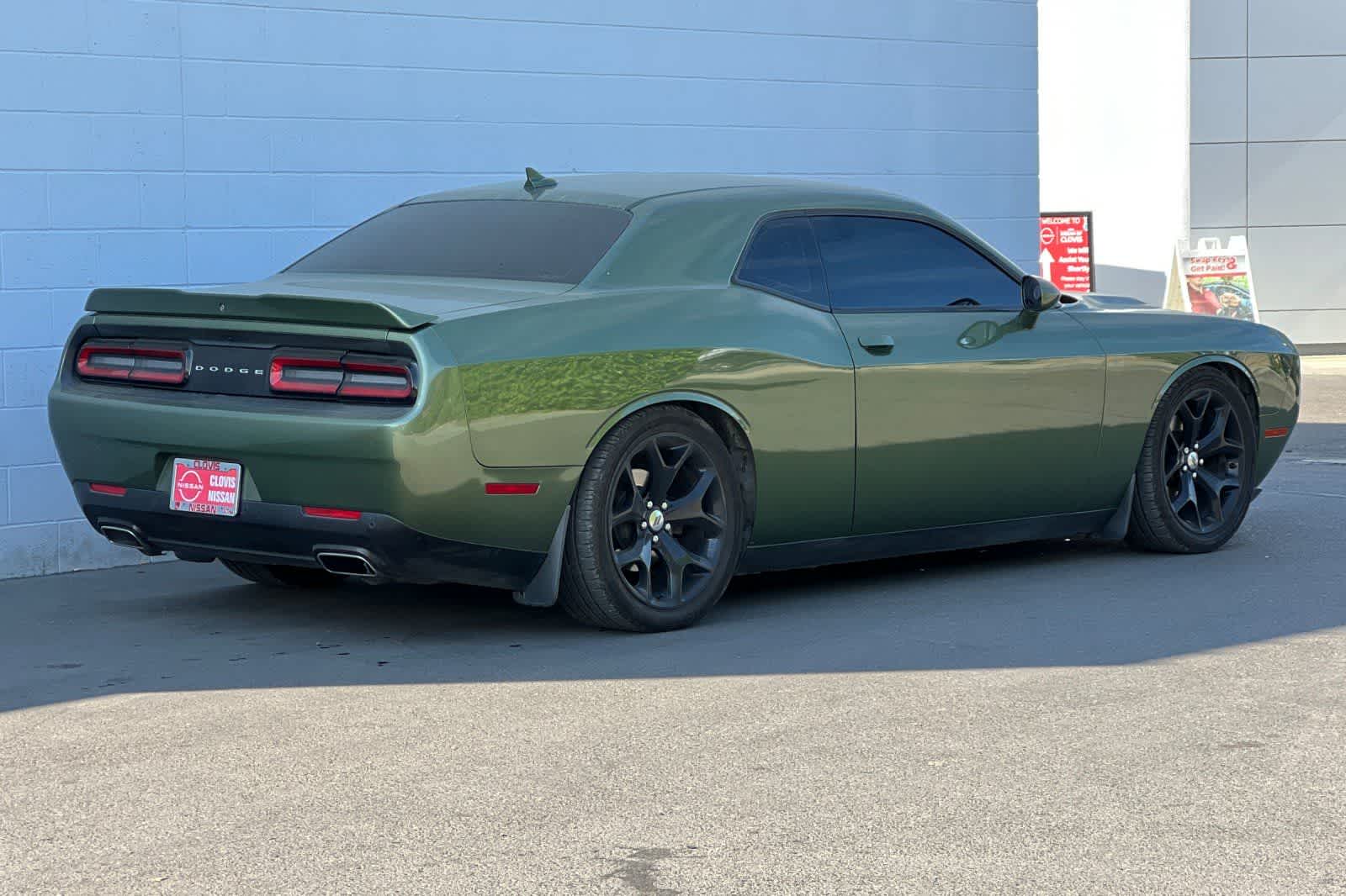 Thumbnail: 2018 Dodge Challenger - 3
