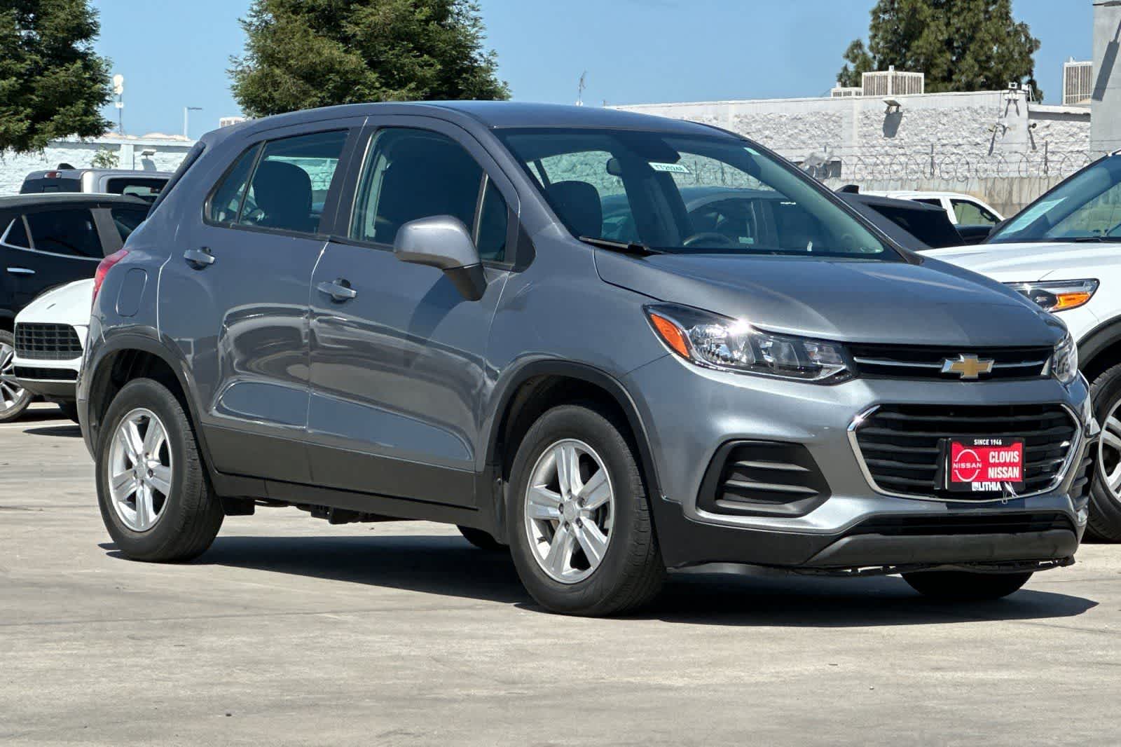 Thumbnail: 2020 Chevrolet Trax - 10