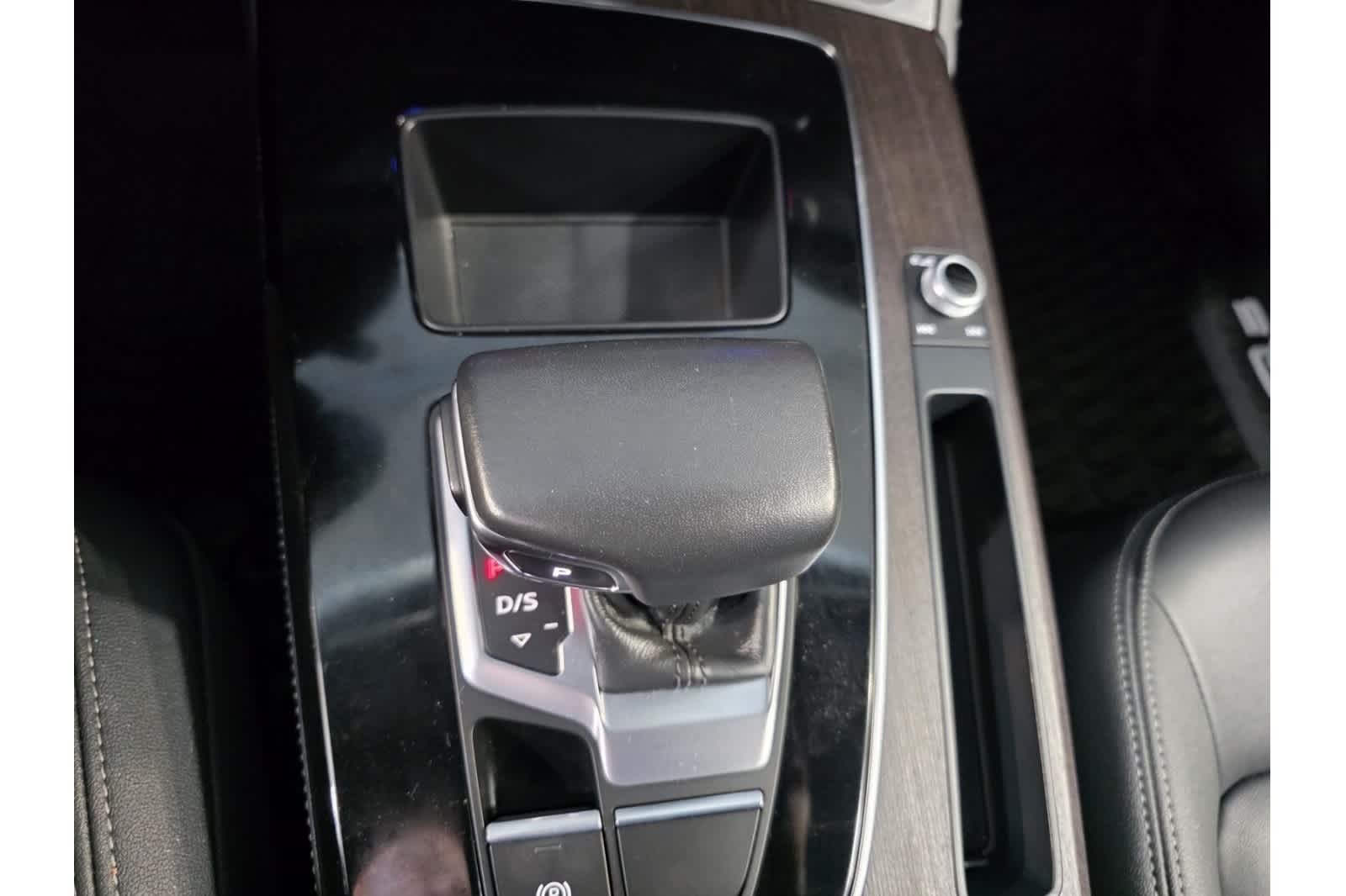 Thumbnail: 2021 Audi Q5 - 25