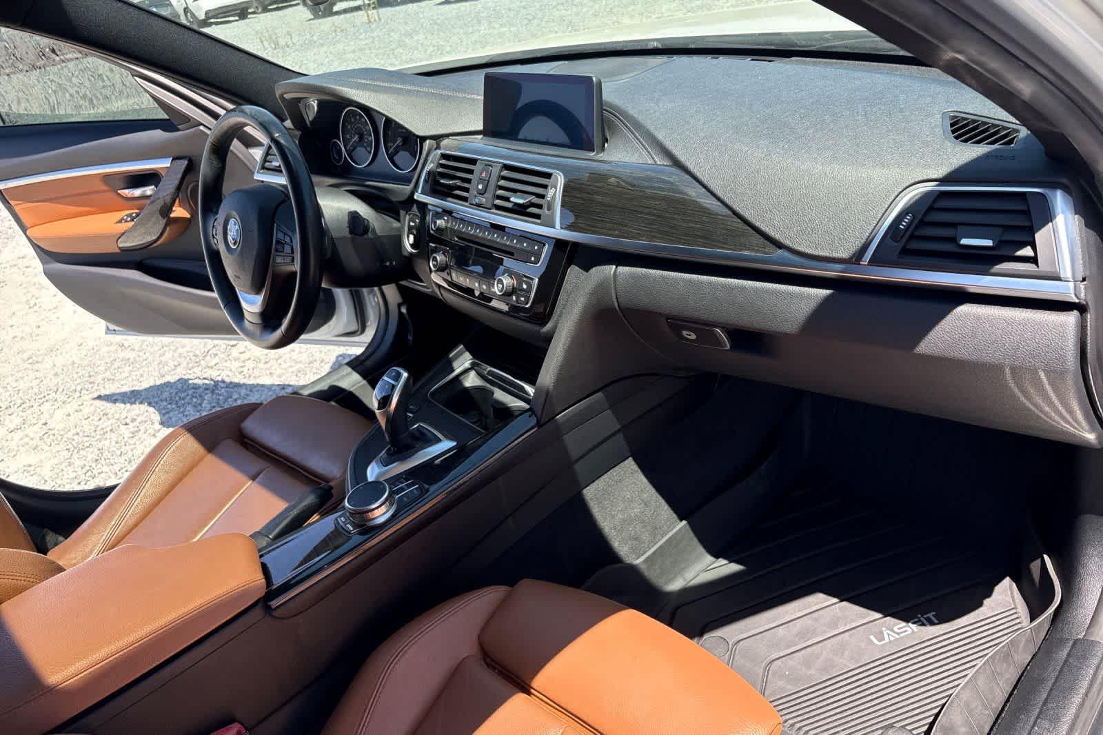 Thumbnail: 2018 BMW 3 Series - 18