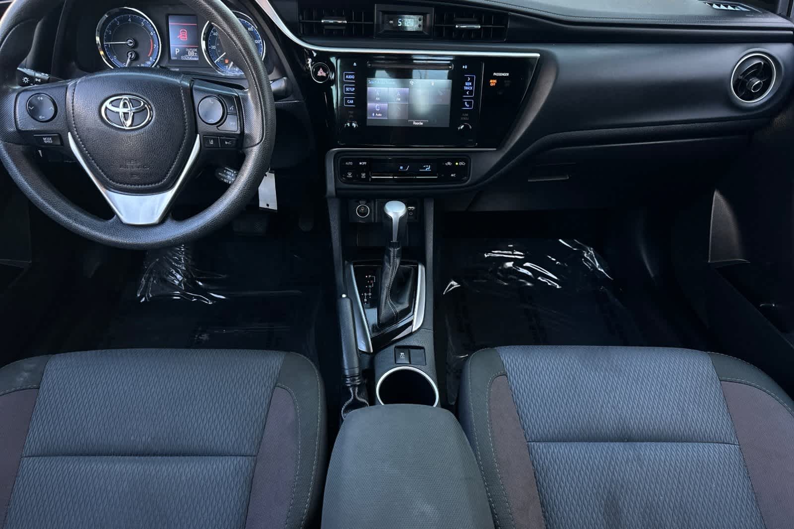 2017 Toyota Corolla LE 4