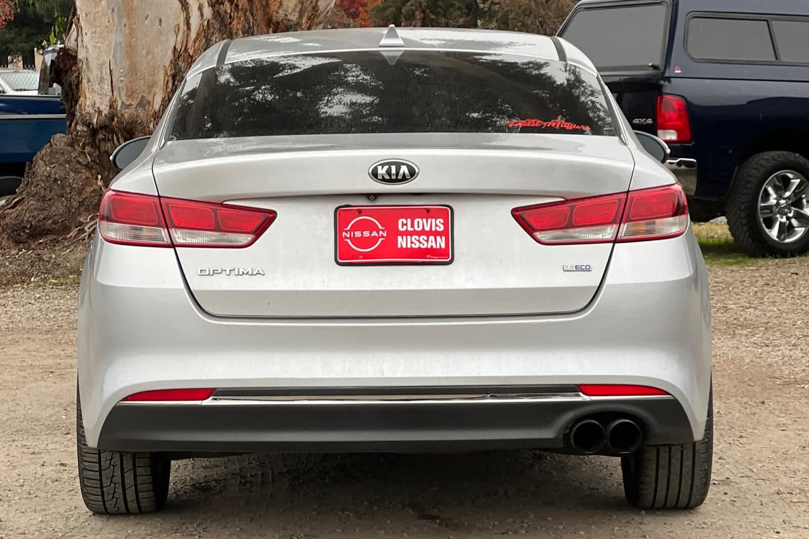 Thumbnail: 2016 Kia Optima - 8