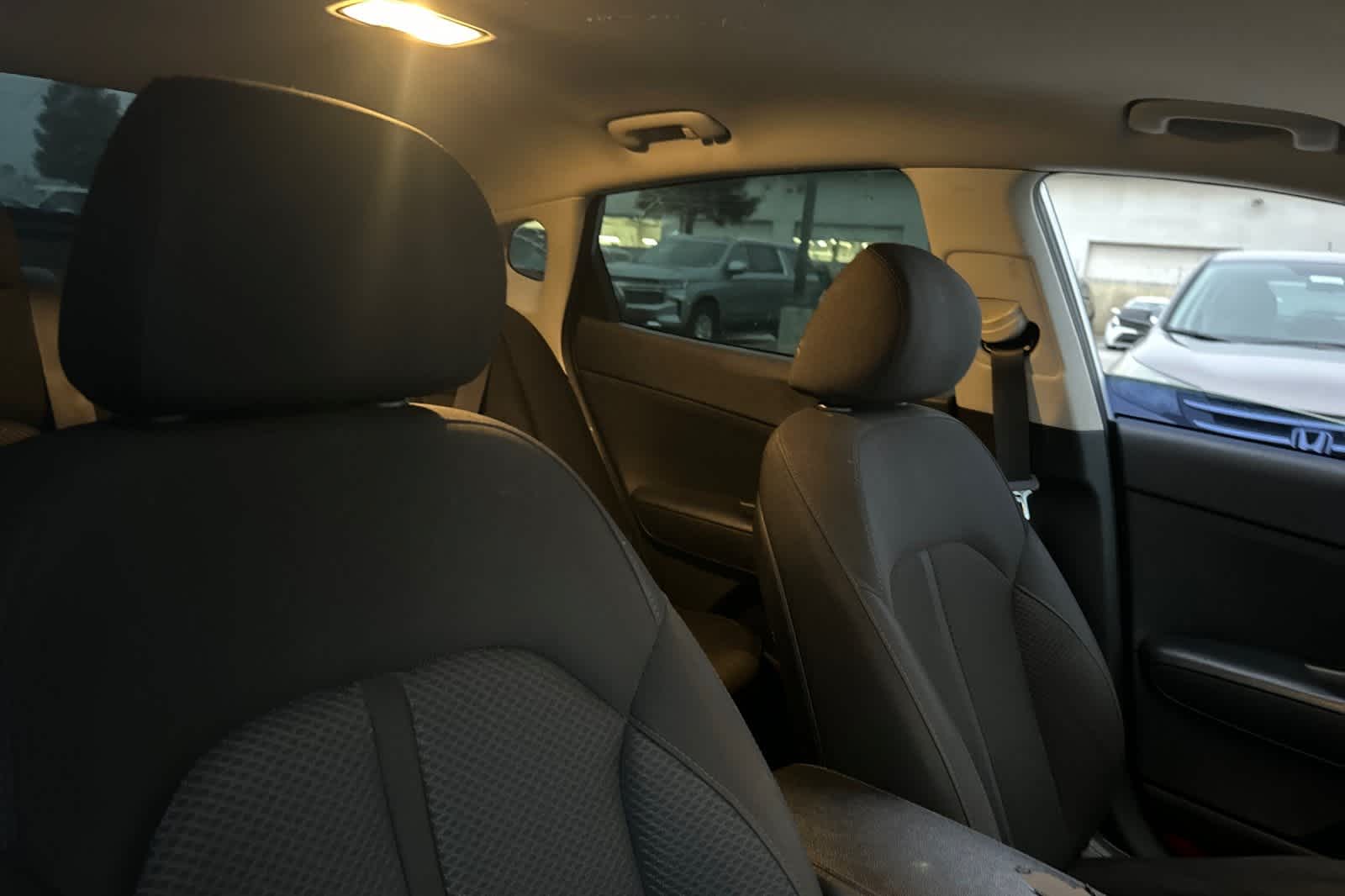 Thumbnail: 2018 Kia Optima - 17