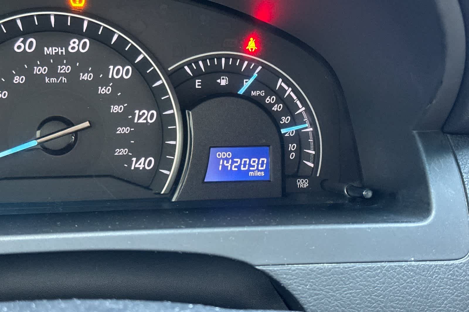 Thumbnail: 2012 Toyota Camry - 21