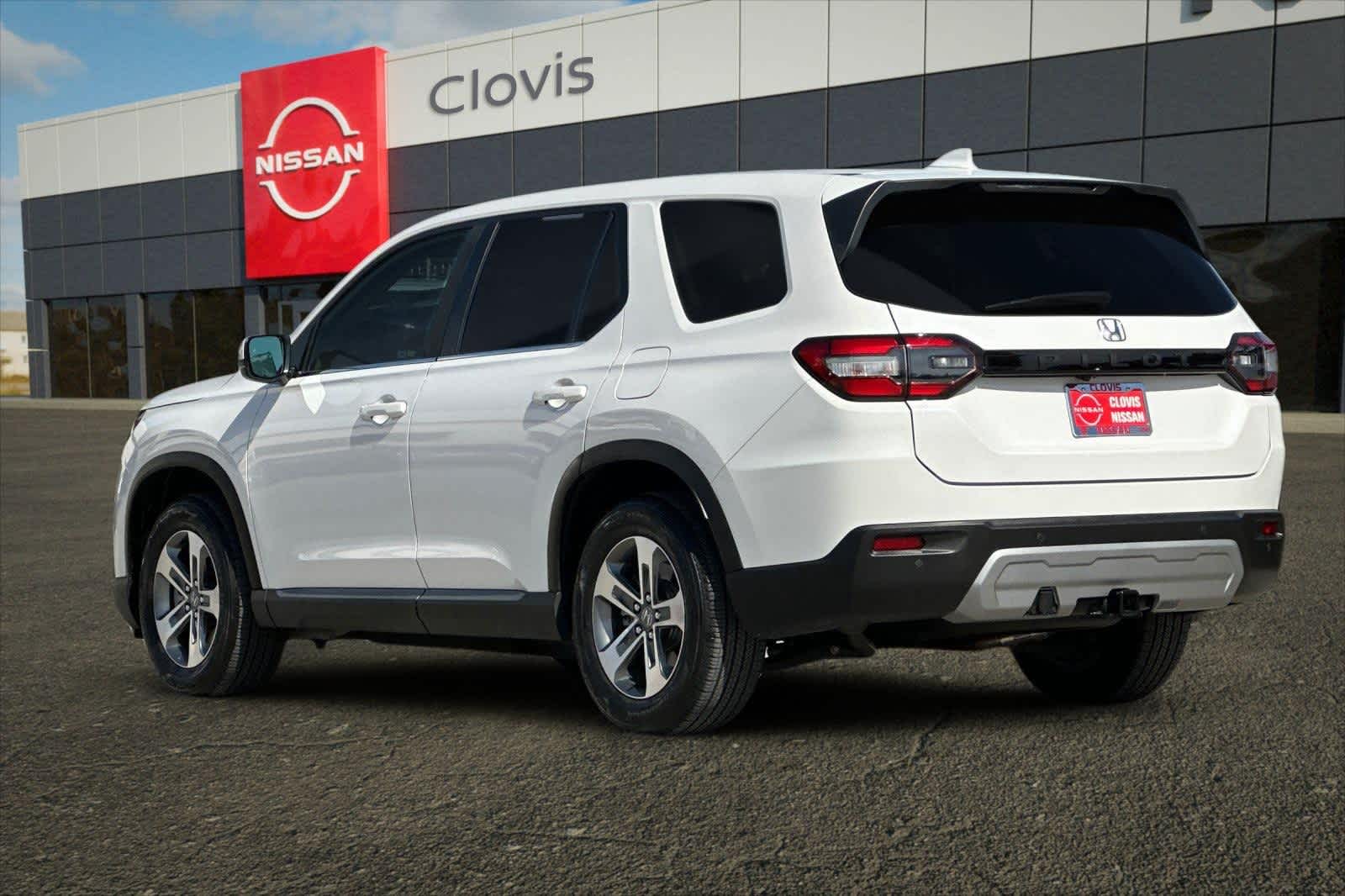 Thumbnail: 2024 Honda Pilot - 7