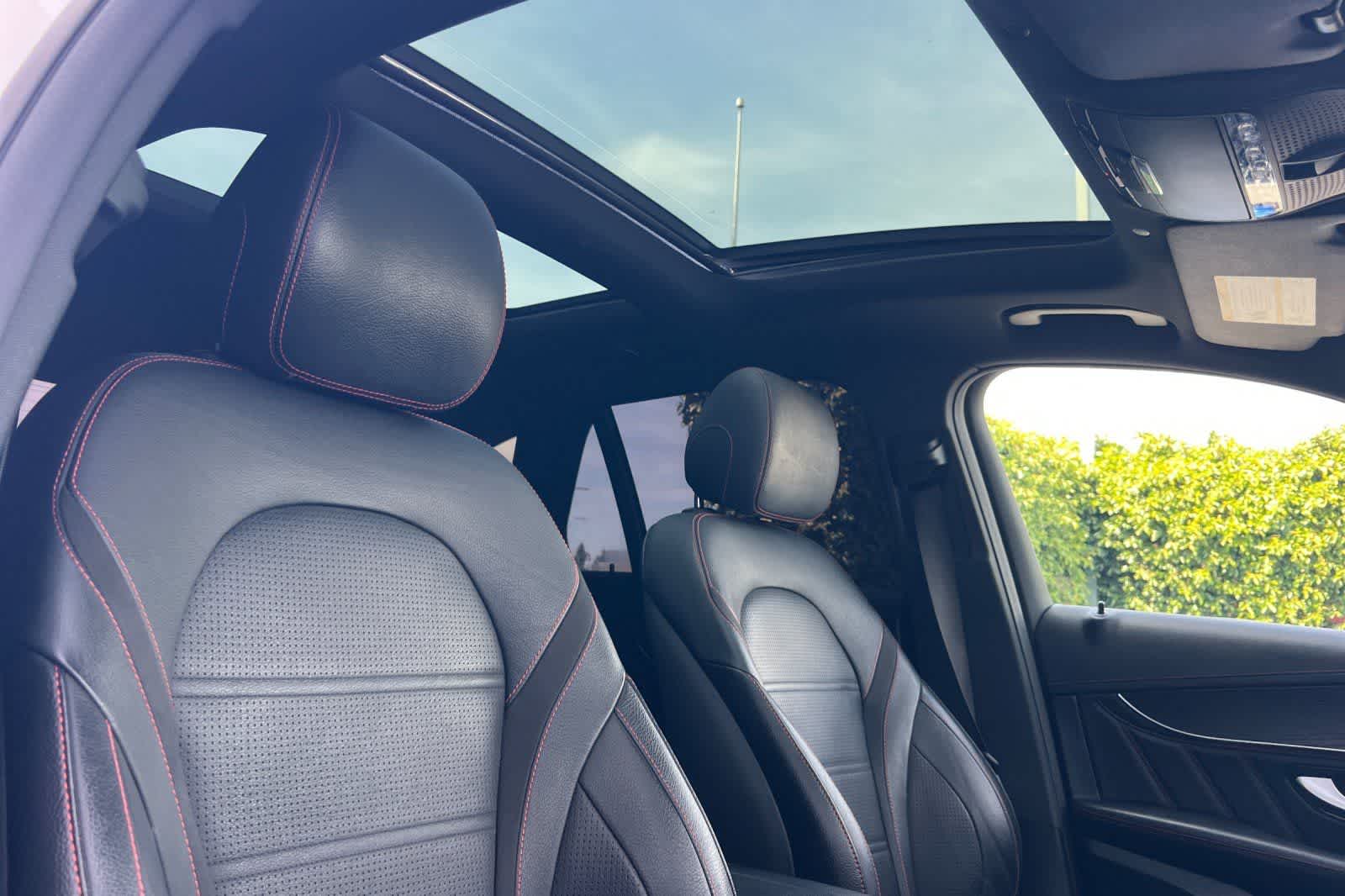 Thumbnail: 2022 Mercedes-Benz GLC - 20