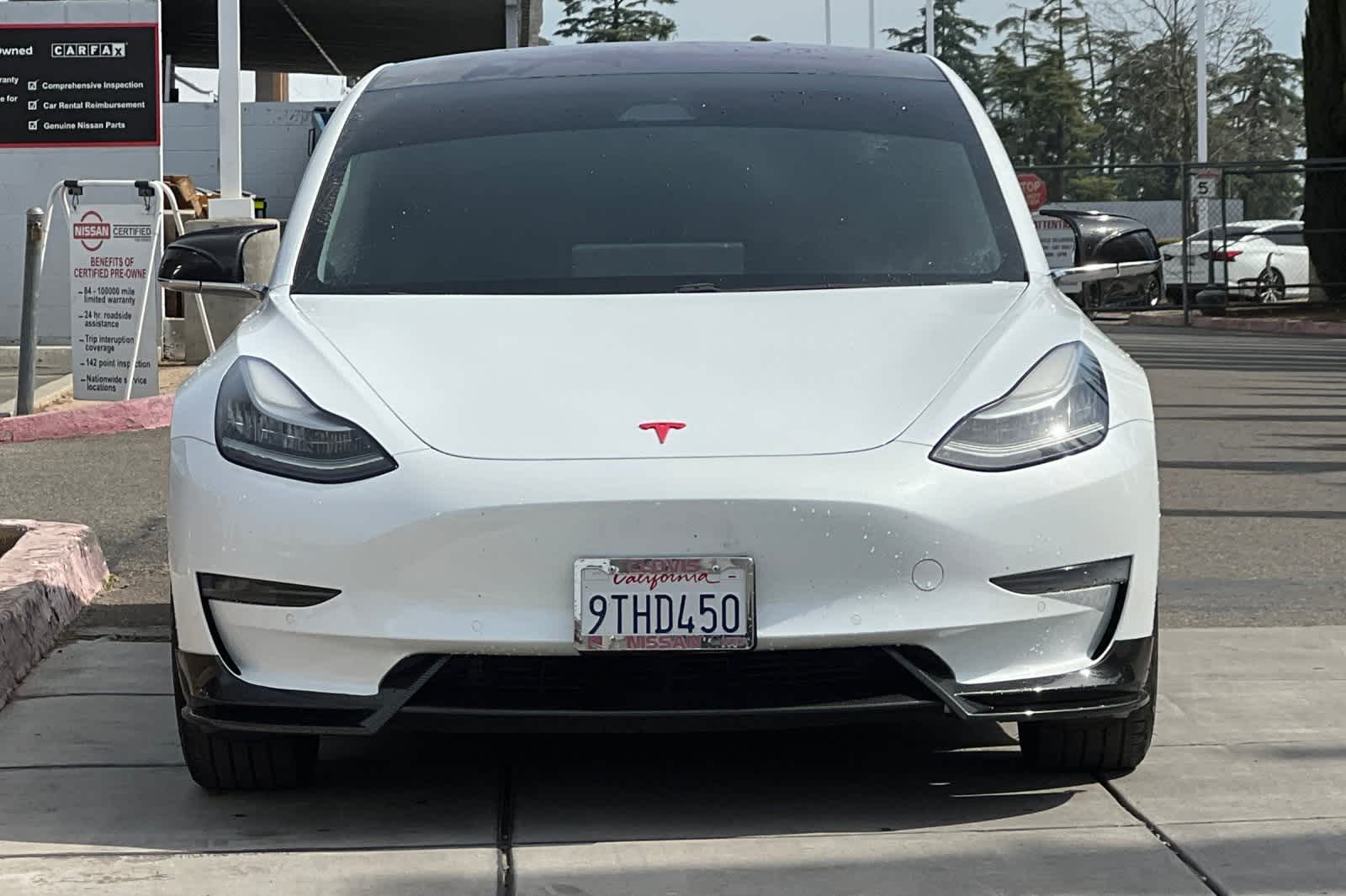 Thumbnail: 2019 Tesla Model 3 - 11
