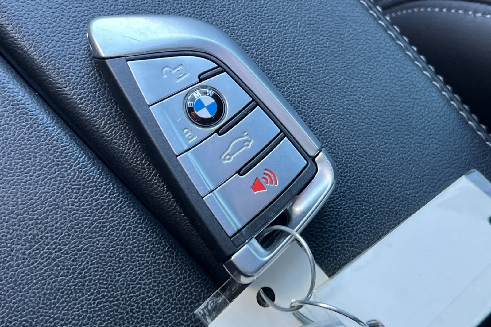 Thumbnail: 2021 BMW M5 - 23