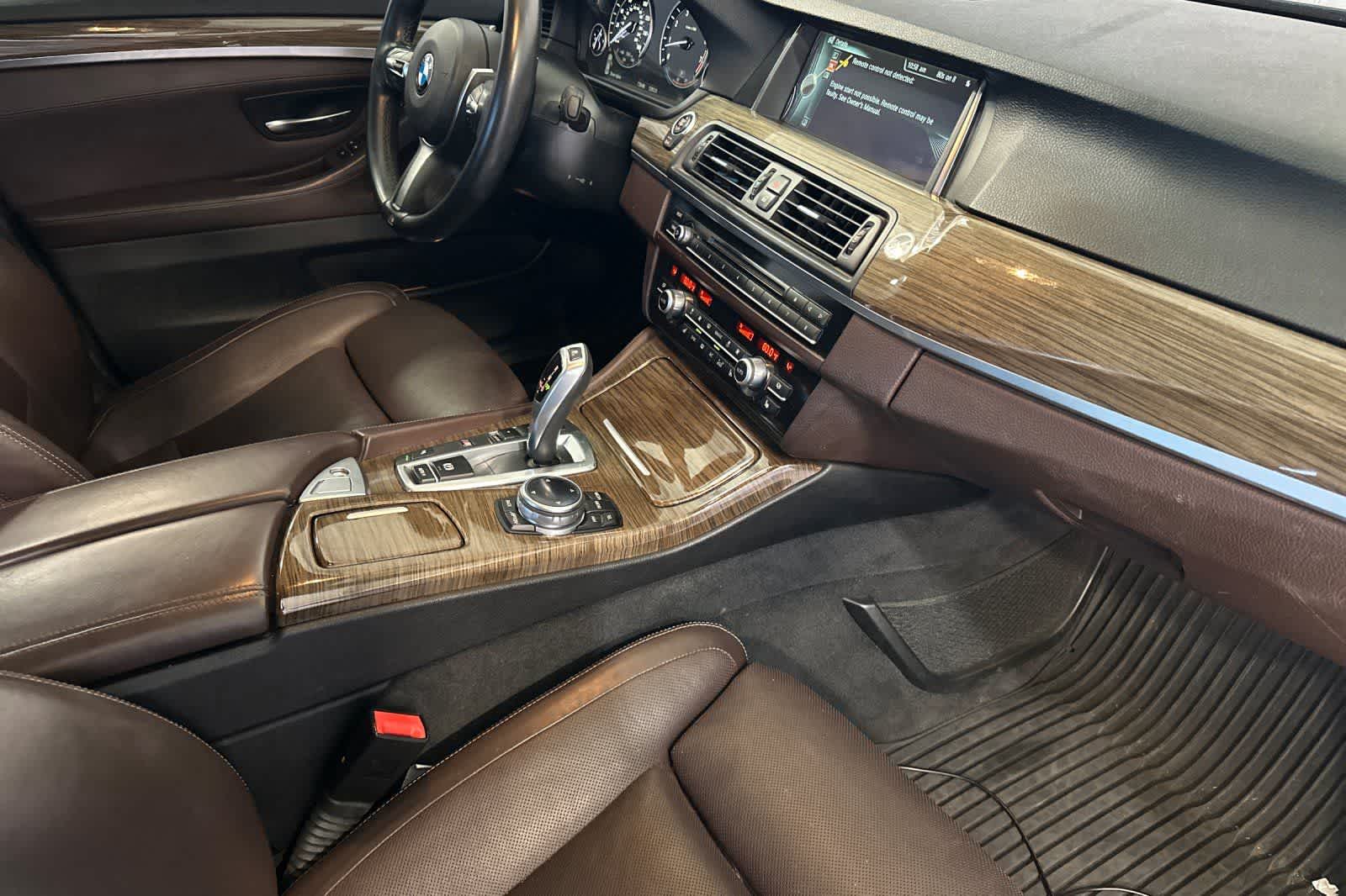 Thumbnail: 2014 BMW 5 Series - 17