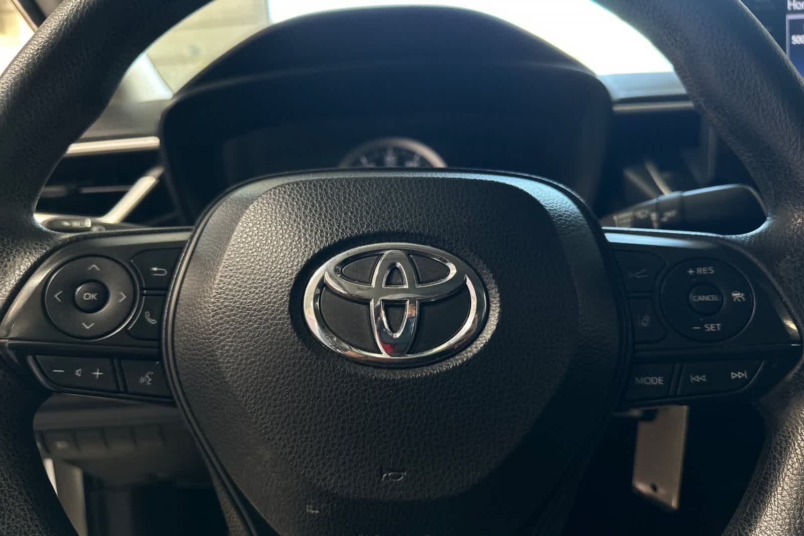 Thumbnail: 2022 Toyota Corolla - 24