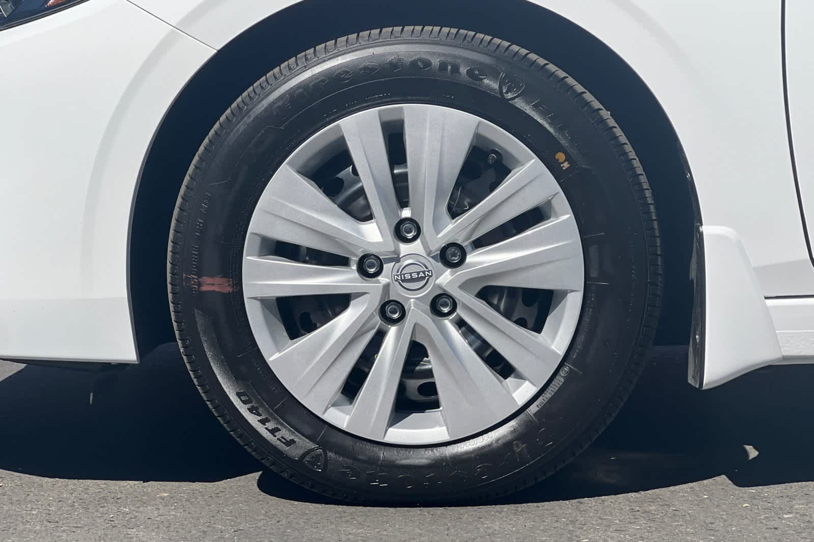 Thumbnail: 2025 Nissan Sentra - 28