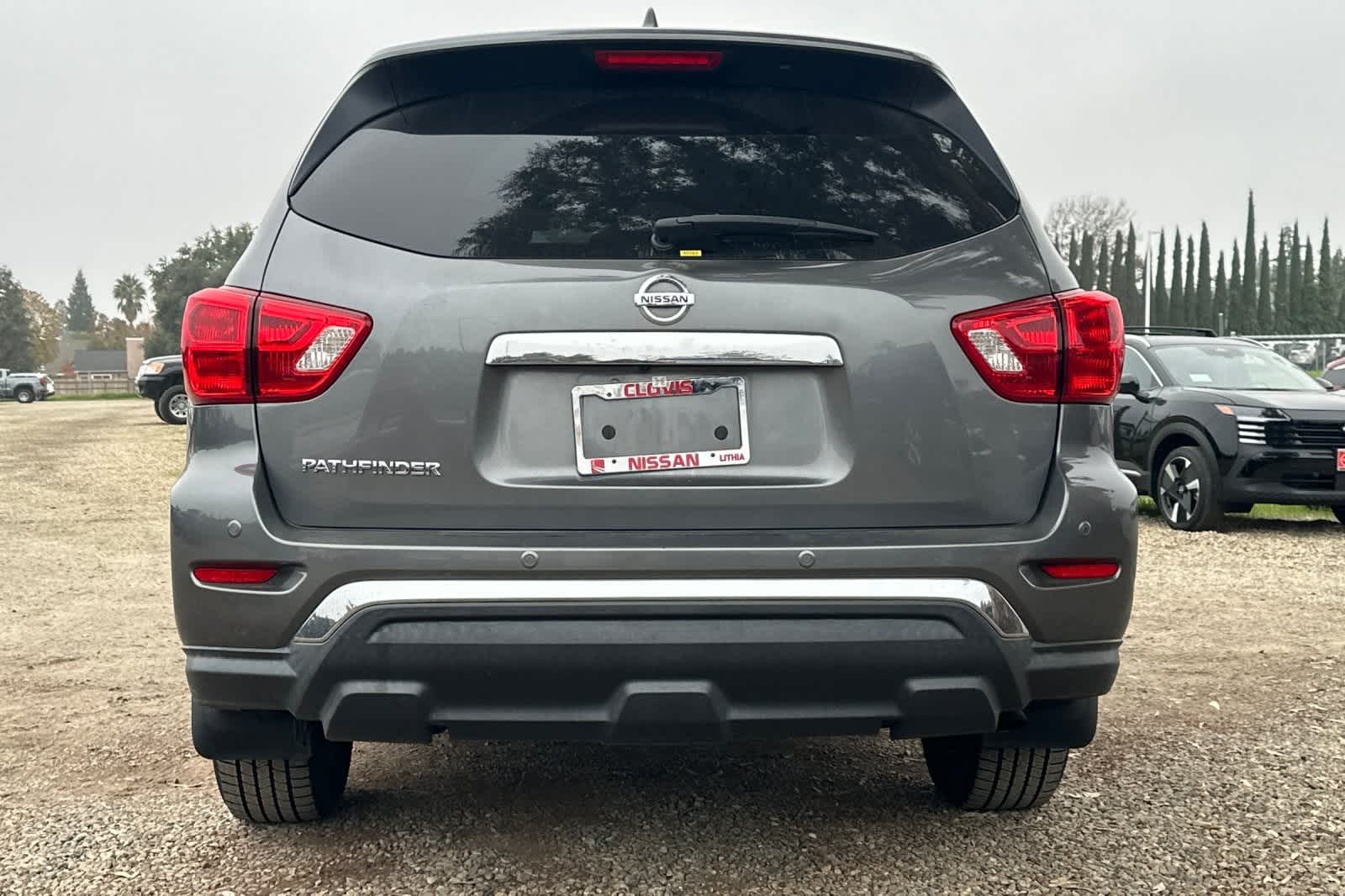 Thumbnail: 2020 Nissan Pathfinder - 8