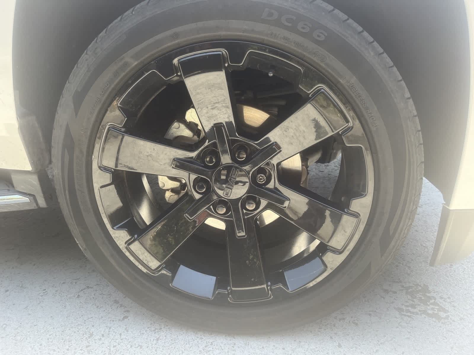2018 GMC Yukon SLE 15