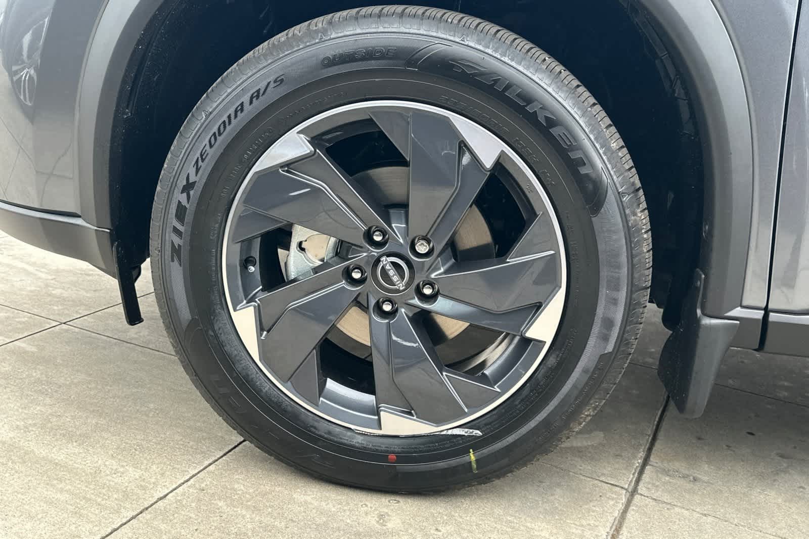 Thumbnail: 2026 Nissan Rogue - 32