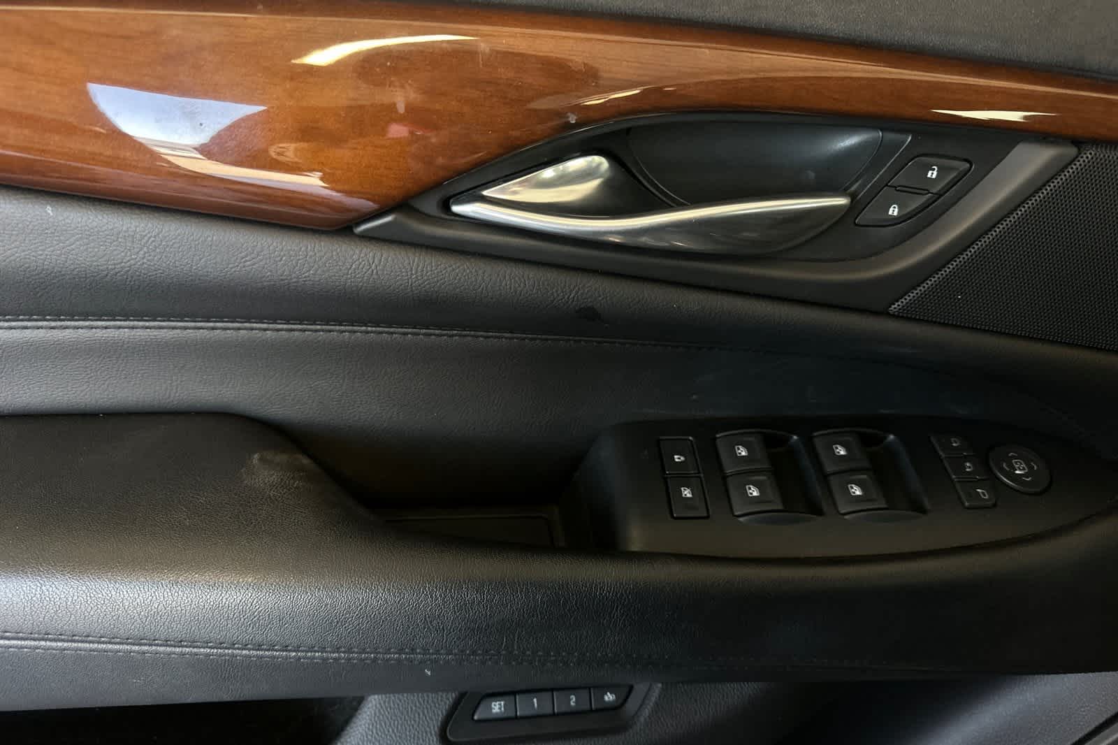 2017 Cadillac Escalade Luxury 15