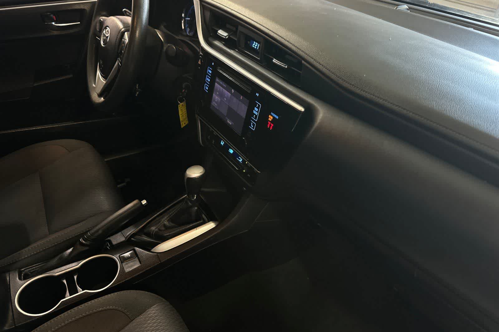Thumbnail: 2019 Toyota Corolla - 17