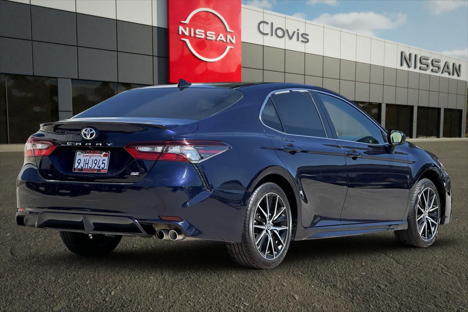 Thumbnail: 2021 Toyota Camry - 3