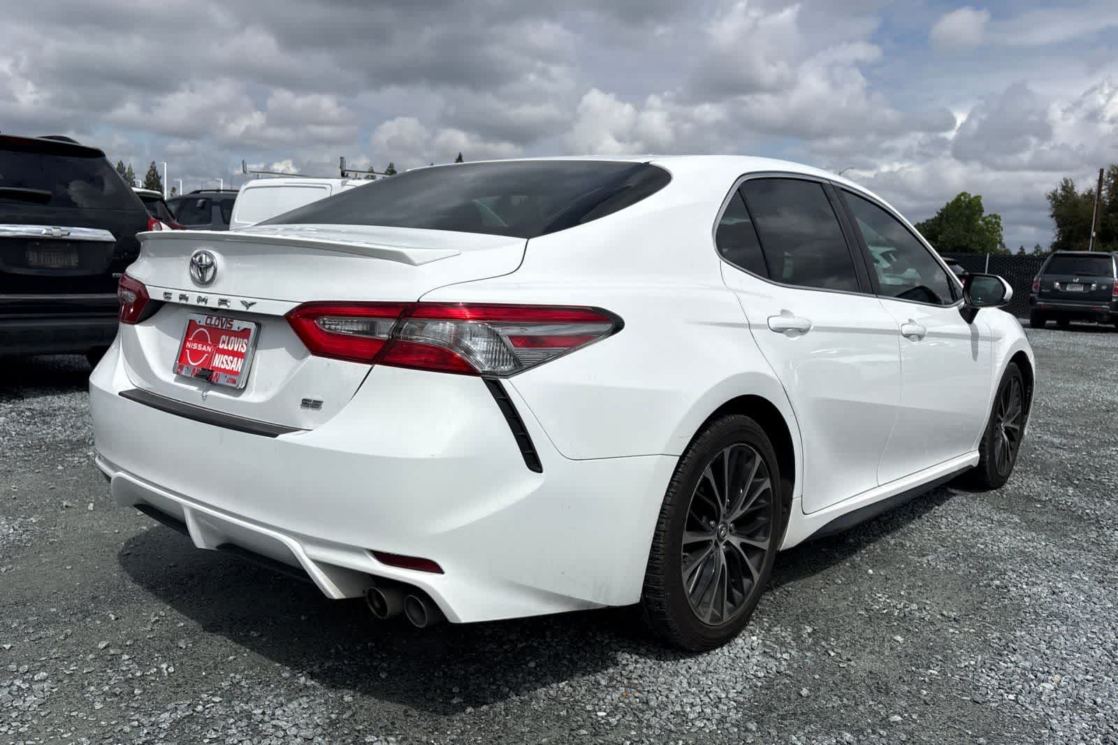 Thumbnail: 2018 Toyota Camry - 3