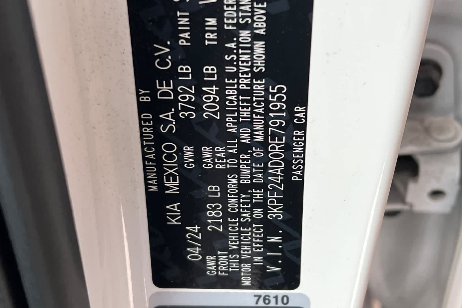 Thumbnail: 2024 Kia Forte - 25