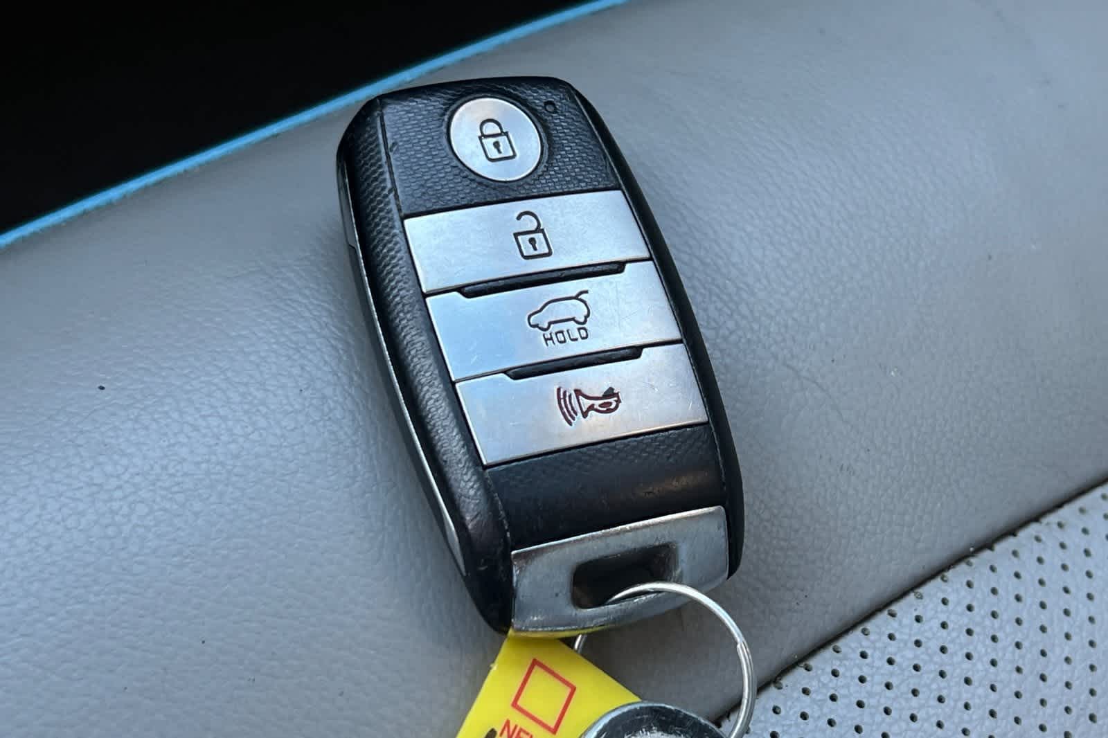 Thumbnail: 2017 Kia Soul EV - 29