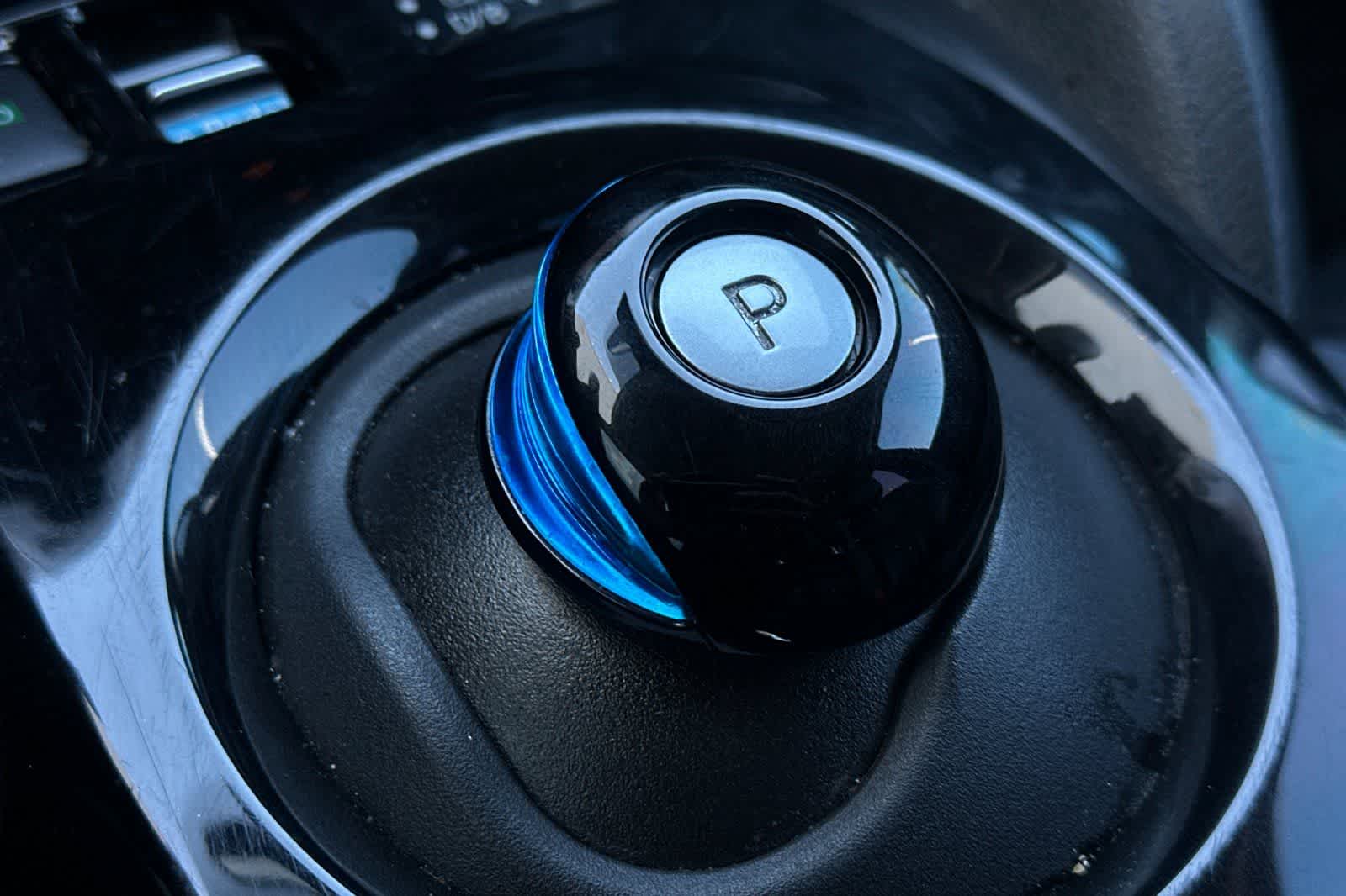 Thumbnail: 2018 Nissan Leaf - 23