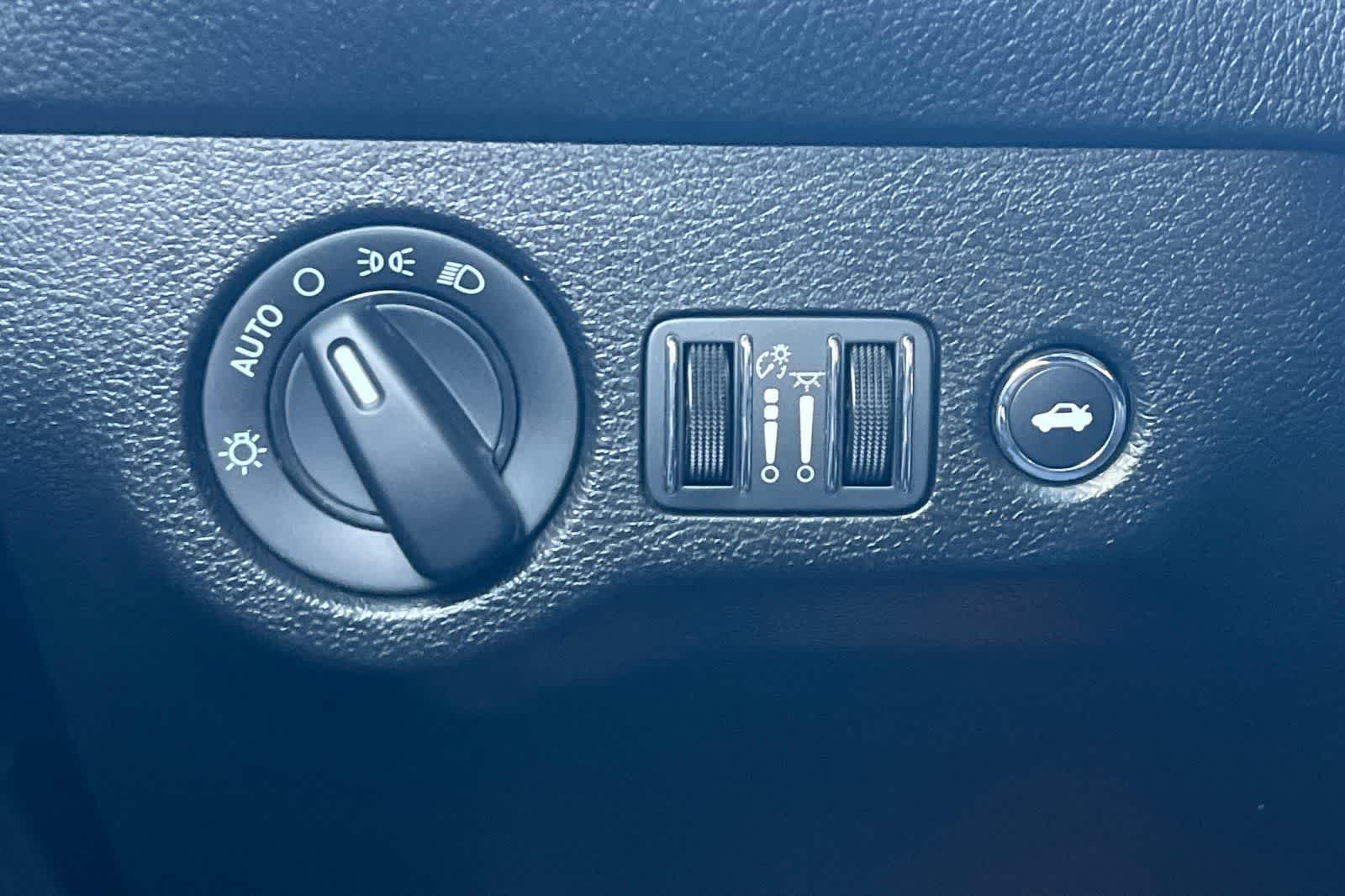 Thumbnail: 2023 Dodge Challenger - 32