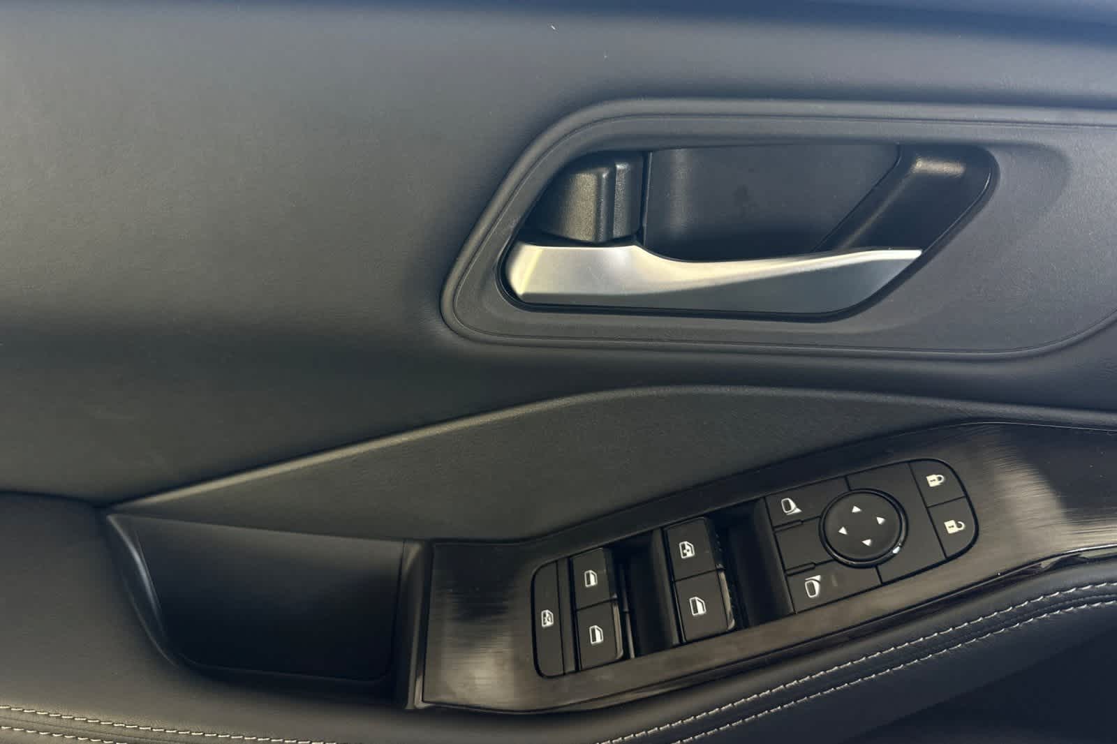 Thumbnail: 2026 Nissan Rogue - 13