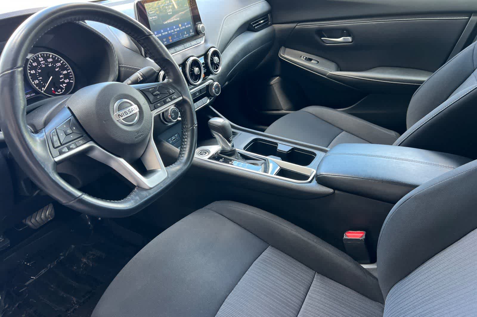 Thumbnail: 2022 Nissan Sentra - 12