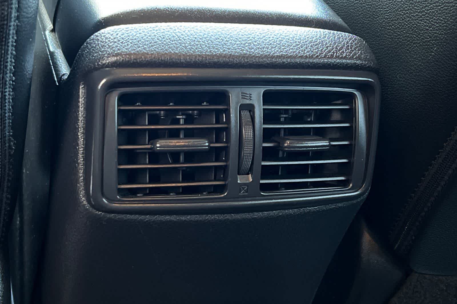 Thumbnail: 2020 Nissan Rogue - 15